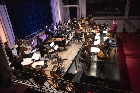 Orquesta Usach debuta en la Gran Sala Sinfónica con un concierto especial dedicado a Mozart